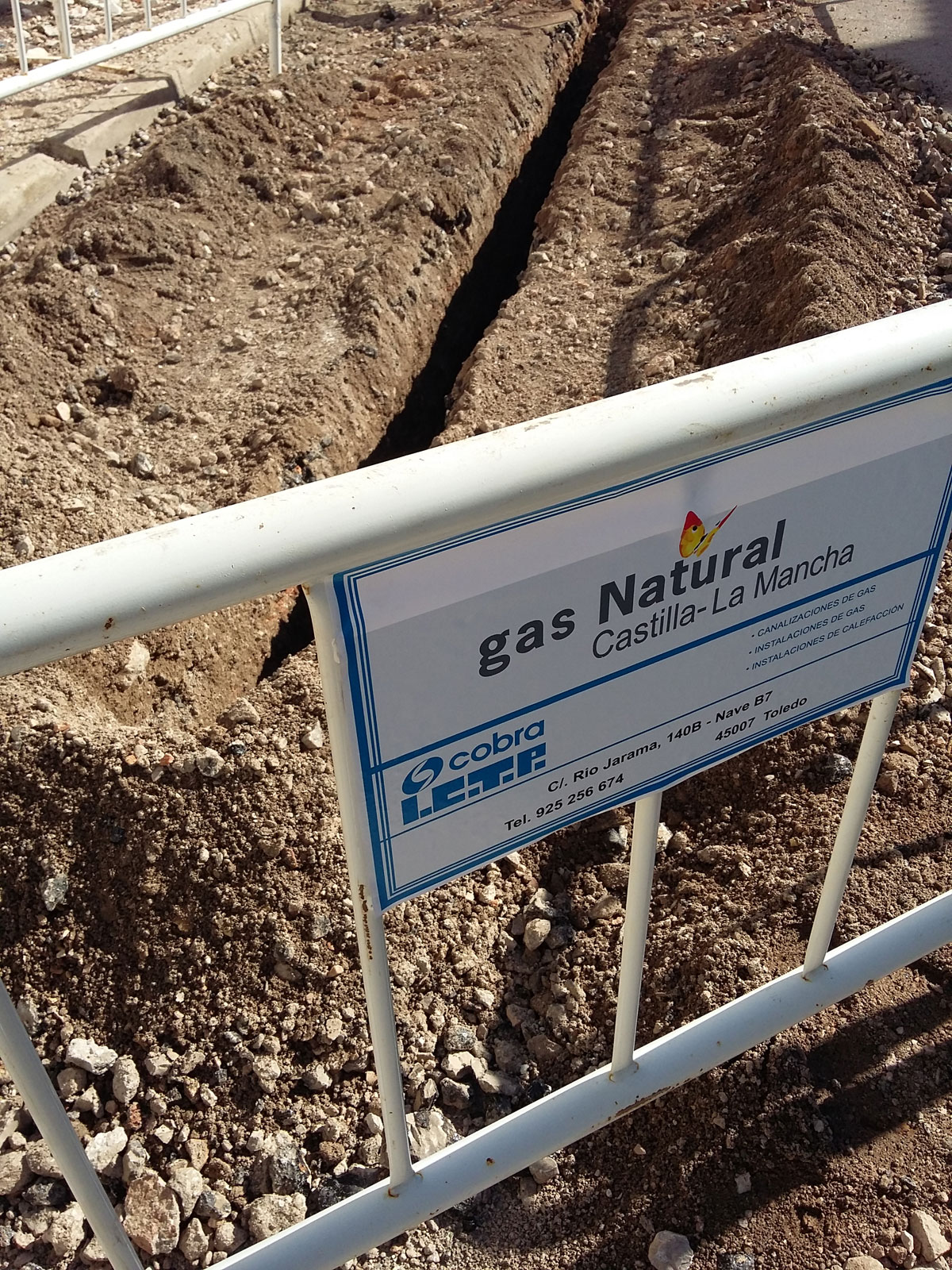 Ya han comenzado las obras para instalar el gas natural en Pedro Muñoz