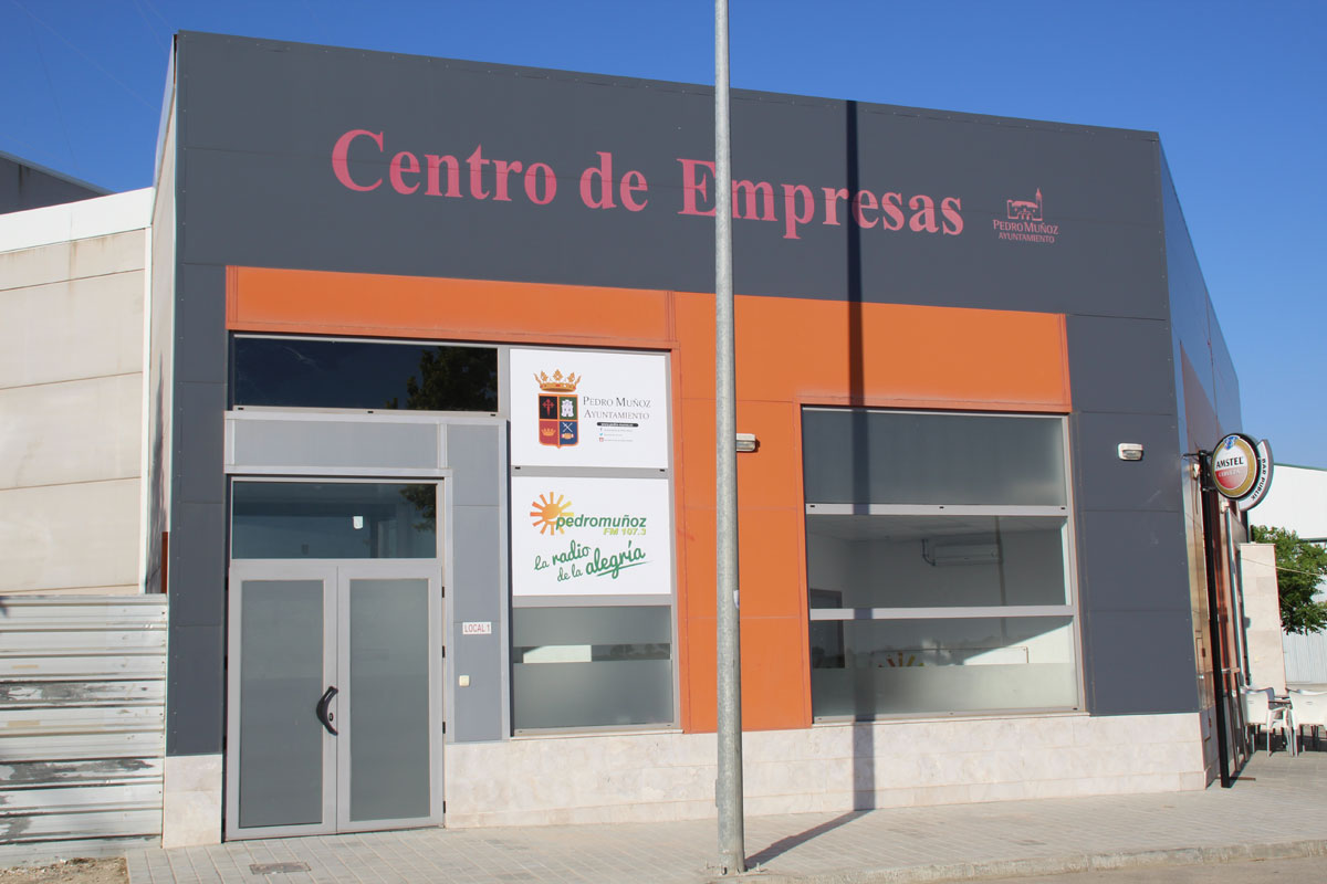 PedroMuñozFM estrena nuevas instalaciones